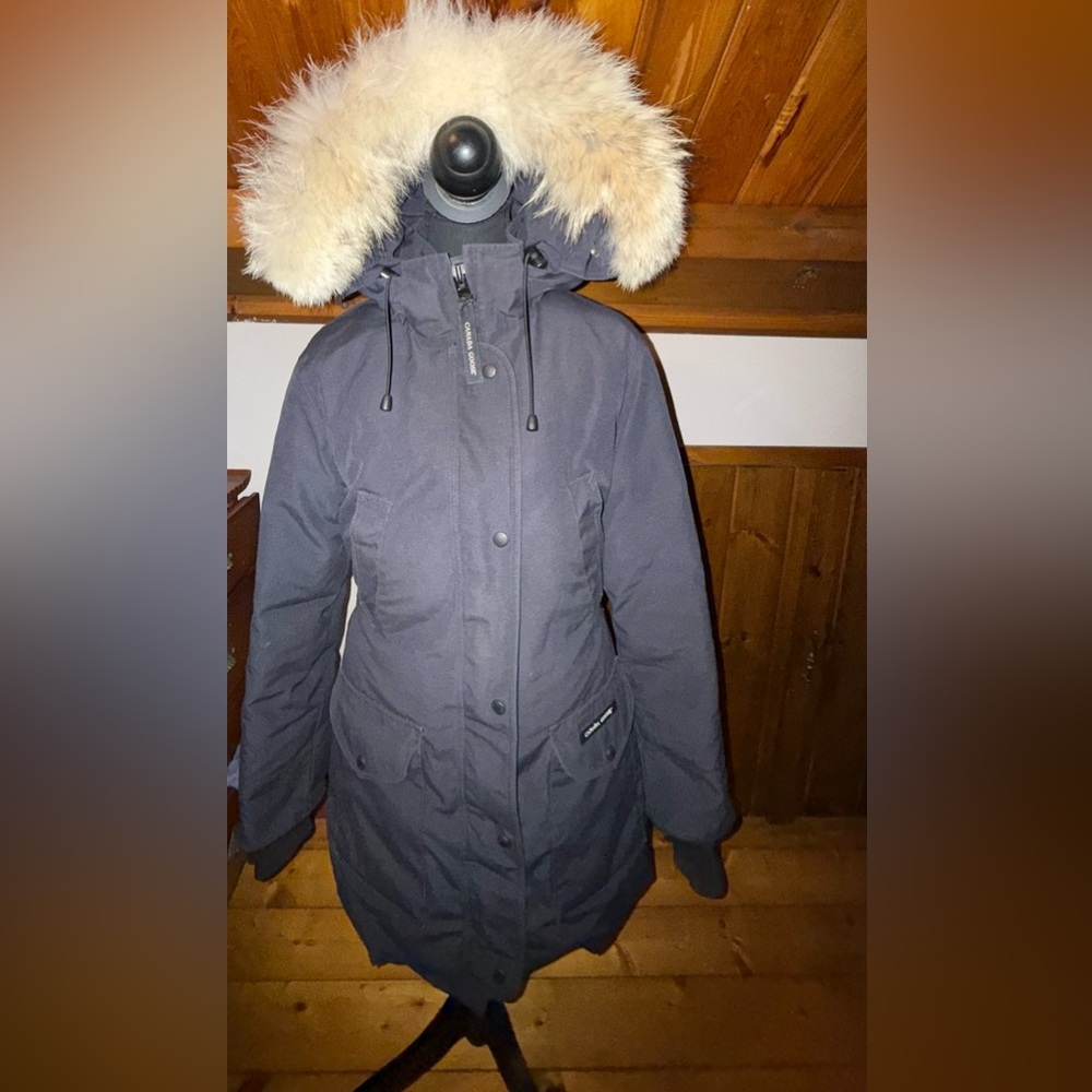 Women's black Canada Goose Parka
